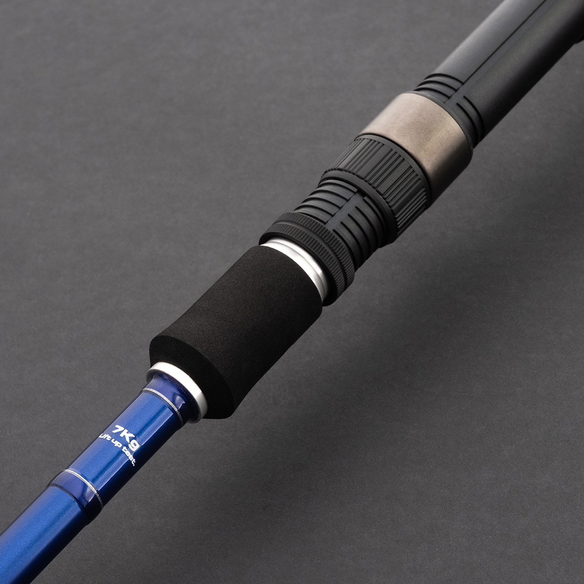 cinnetic-blue-line-classic-jigging-detalle